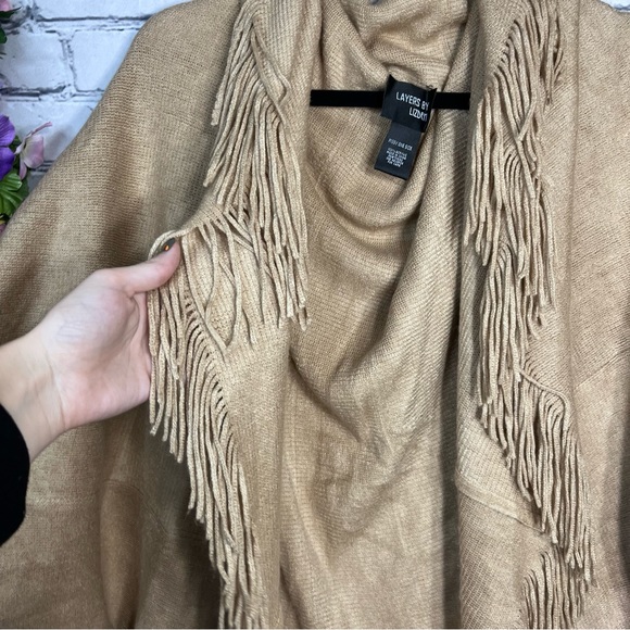 .!💙2/$40💙Layers By Lizden Fringe Oversize Tasseled Shawl/Cardigan One Size - Picture 7 of 16